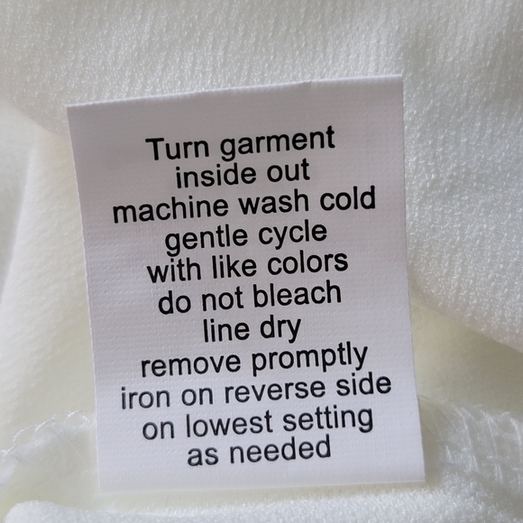 SALE NWT NY Collection White Flutter Sleeve Top Silver & Gold Studded Accents M - Picture 15 of 15